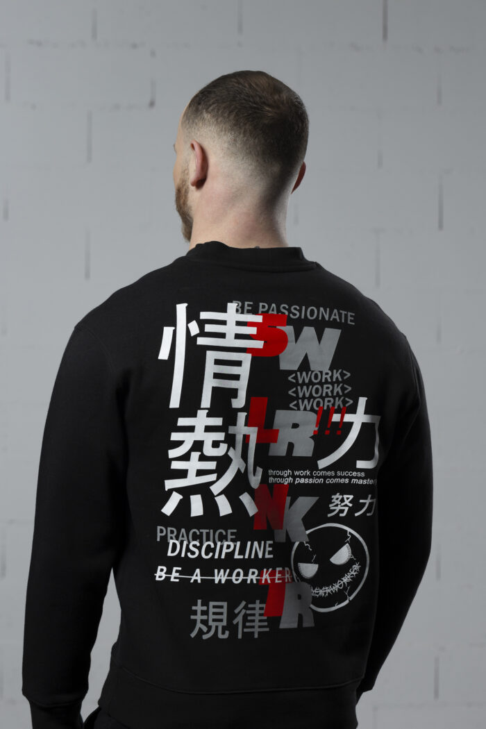 BLACK CREW NECK – Image 2