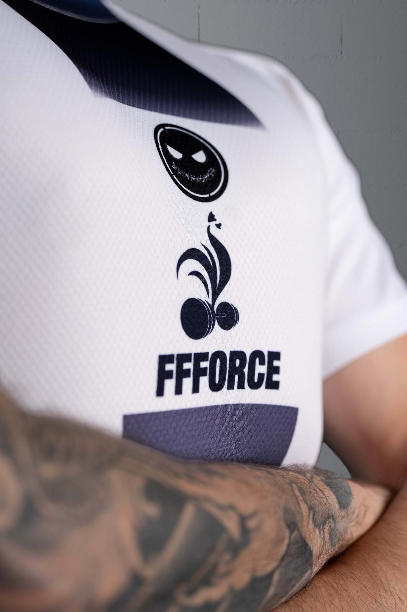 SUPPORTER TEE – Image 3